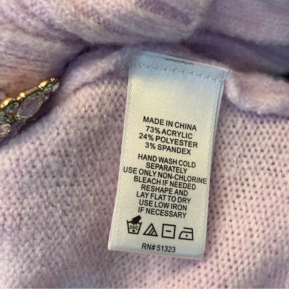 CeCe Women’s M Soft Light Pink V-Neck Cardigan Snaps Rhinestones Fuzzy Dressy - Picture 11 of 11